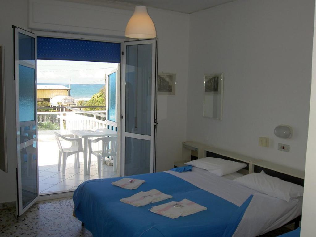 Hotel Baia del Sole Paestum Camera foto